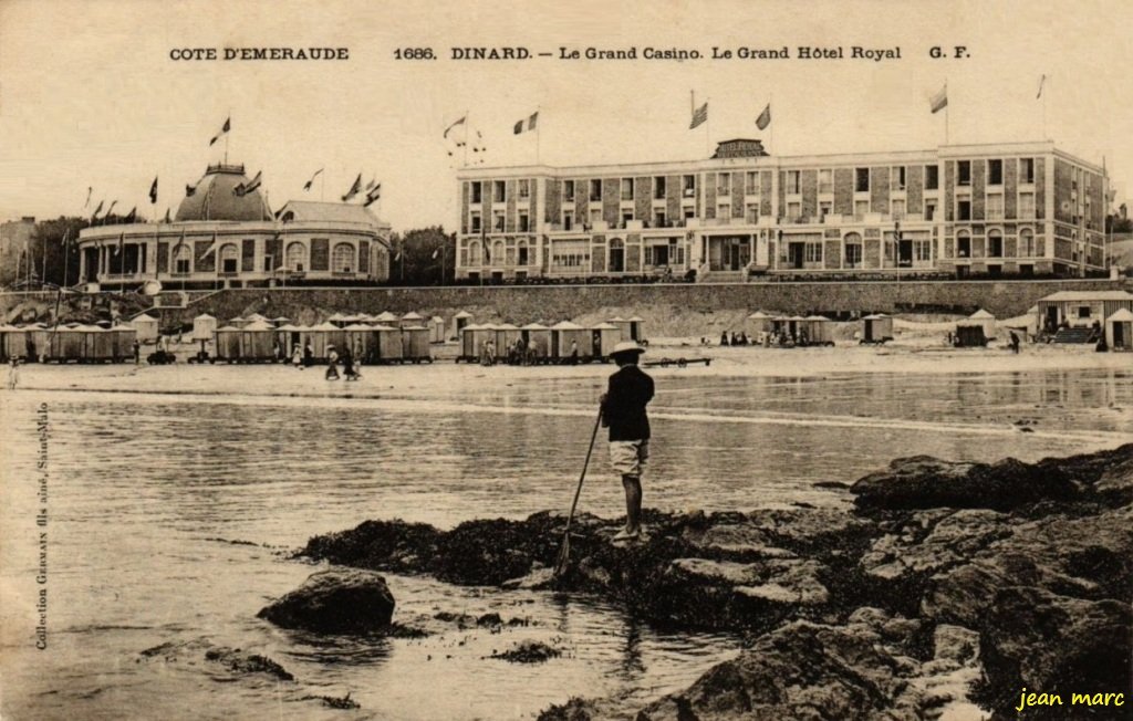 Dinard - Le Grand Casino - Le Grand Hôtel Royal.jpg