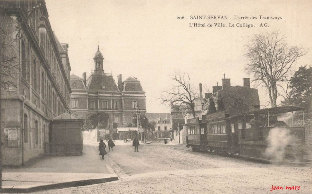 Saint-Servan - L'Arrêt des Tramways - L'Hôtel de Ville - Le Collège.jpg