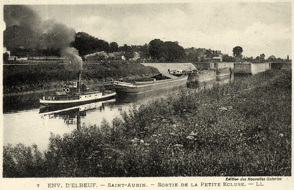 Saint-Aubin les Elbeuf (7) Lég. dte.jpg