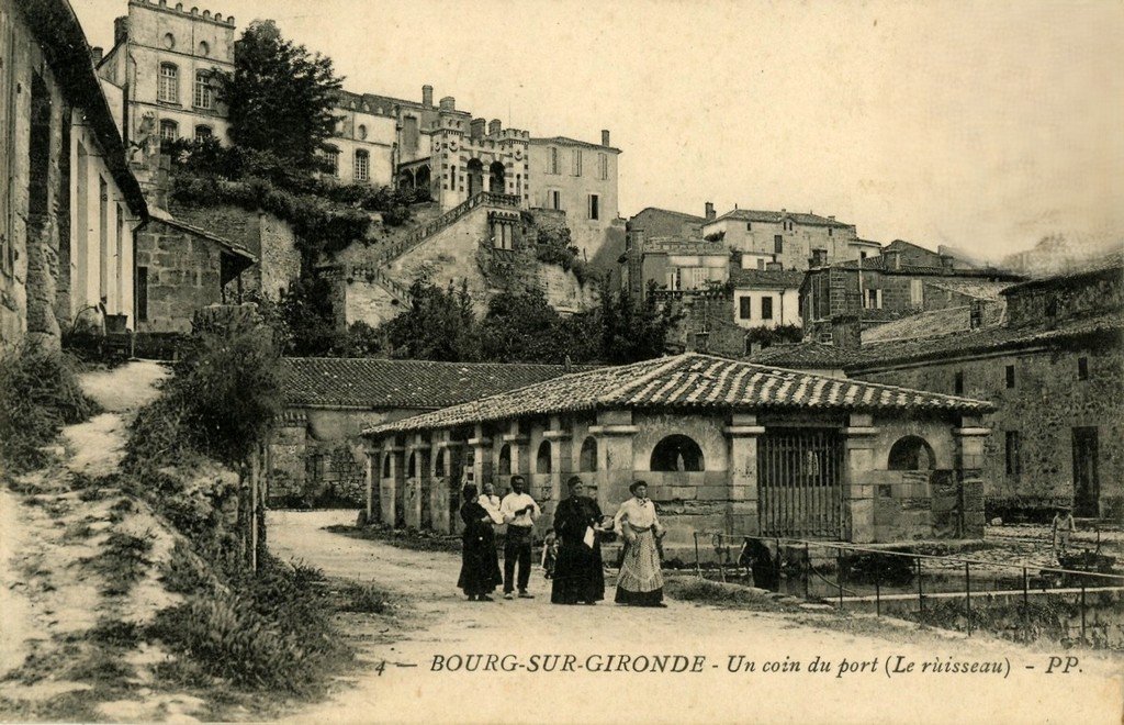 Bourg sur G. 4 33.jpg