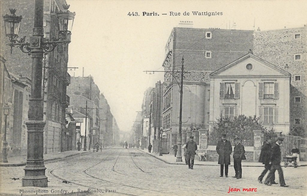 Paris XIIe - Rue Wattignies.jpg