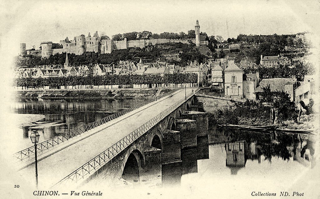 Chinon 20 37.jpg