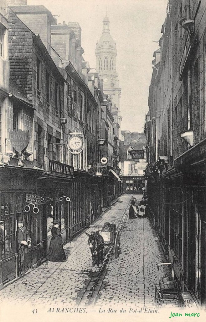 Avranches - Rue du Pot d'étain.jpg