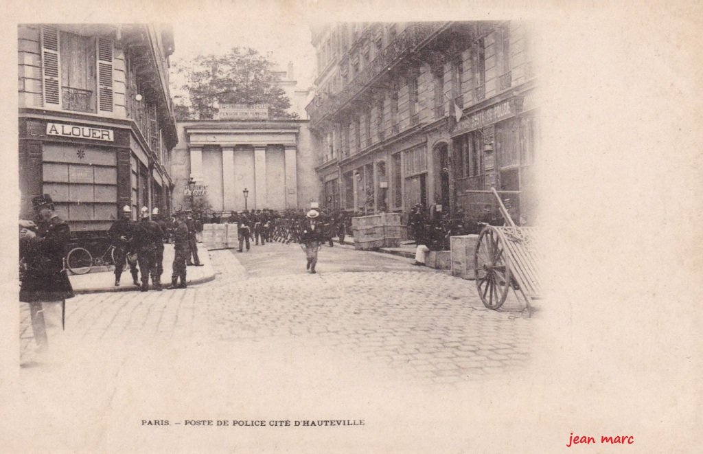 Parix Xe - Poste de Police - Cité d'Hauteville.jpg