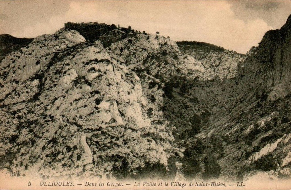 Ollioules 83.jpg