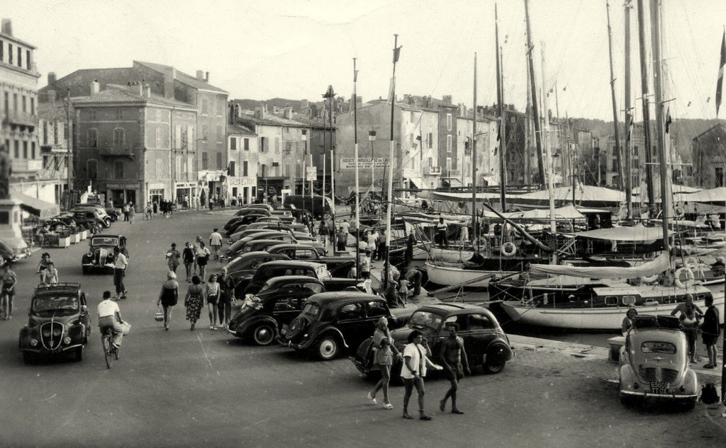 Saint-Tropez en 1955.jpg