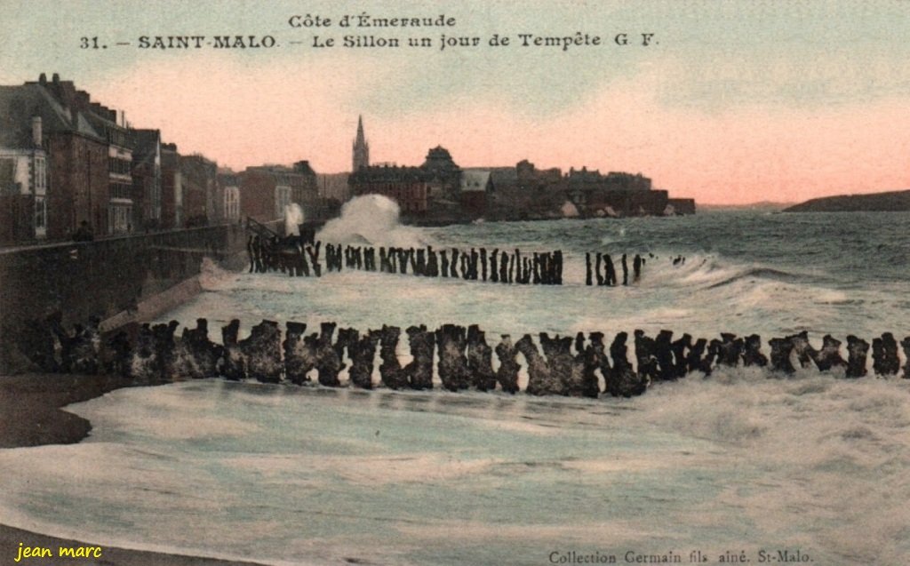 Saint-Malo - Le Sillon un jour de tempête.jpg
