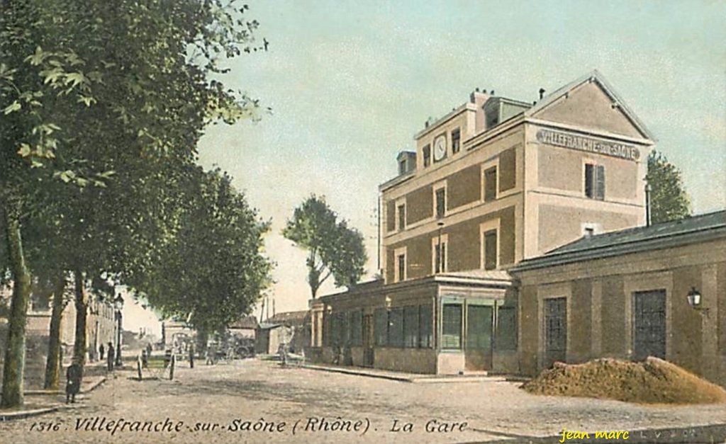 Villefranche-sur-Saône - La Gare.jpg