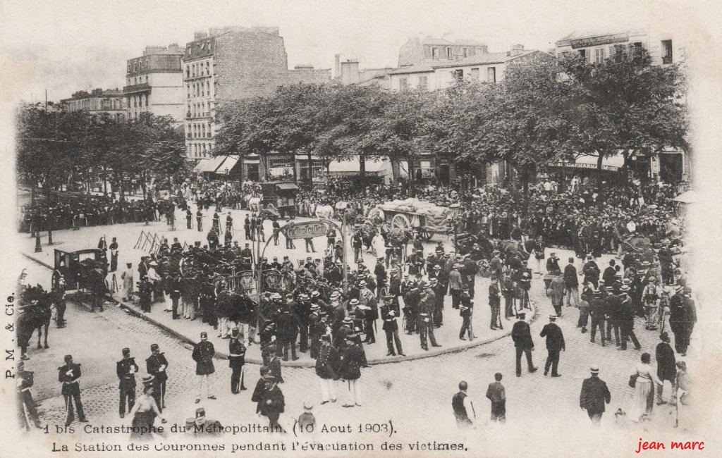 Paris XIe - 1 bis - Catastrophe du Métropolitain (10 août 1903) - La Station Couronnes pendant l'évacuation des victimes.jpg