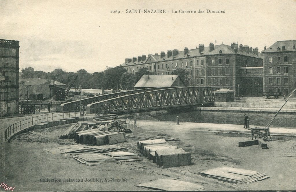 44-St-Nazaire - La Caserne des Douanes - 1069 Collection Delaveau-Joubier.jpg