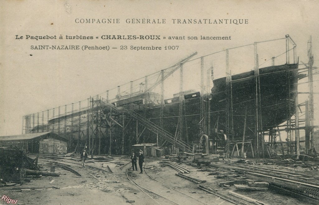 44-St-Nazaire - Paquebot Charles Roux avant son lancement.jpg