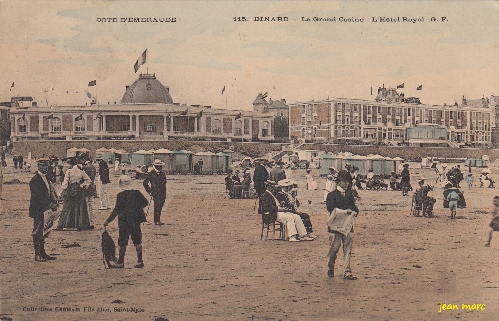Dinard - Le Grand Casino - L'Hôtel Royal.jpg