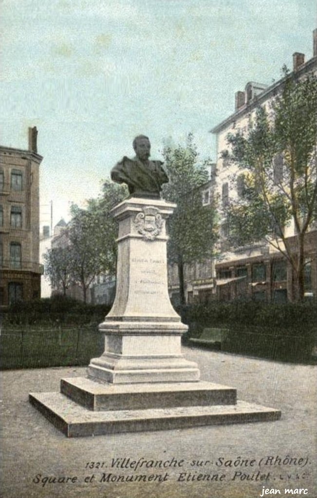 Villefranche-sur-Saône - Square et Monument Étienne Poulet.jpg