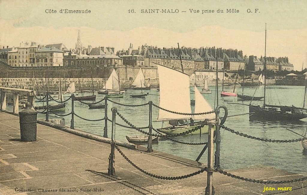 Saint-Malo - Vue prise du Môle.jpg