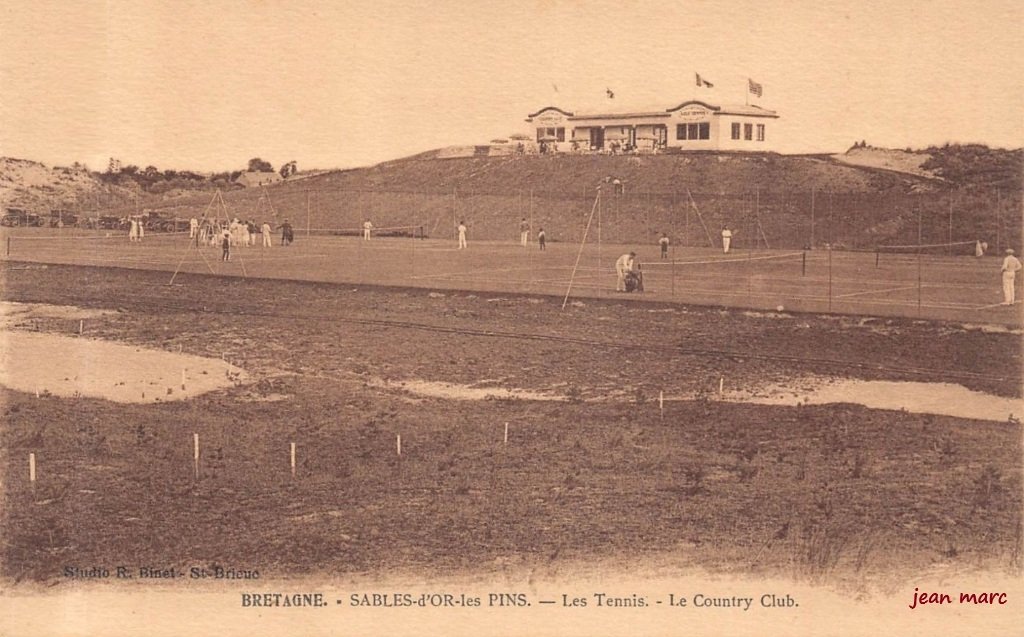 Fréhel - Sables d'Or-les-Pins - Les Tennis - Le Country-Club.jpg