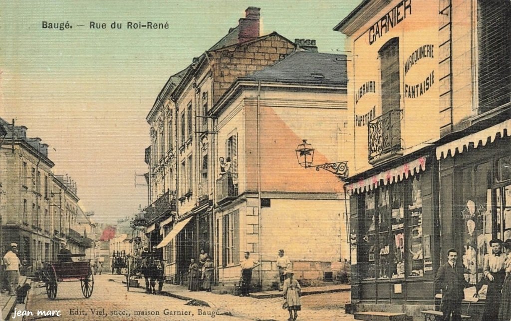 Baugé - Rue du Roi René.jpg