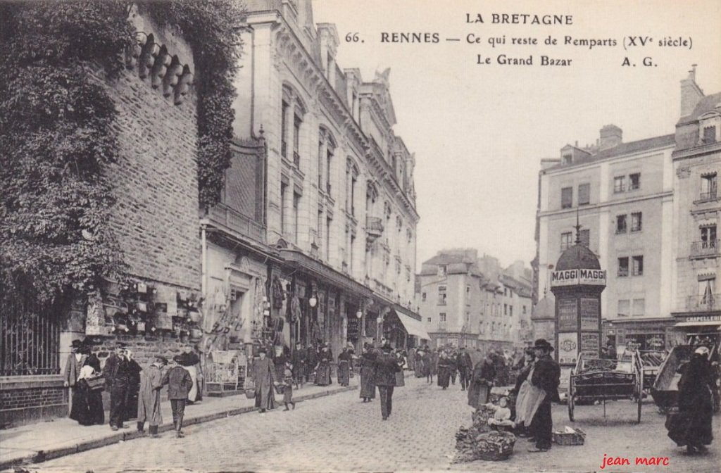 Rennes - Ce qui reste de Remparts - Le Grand Bazar Parisien) (rue Rallier).jpg