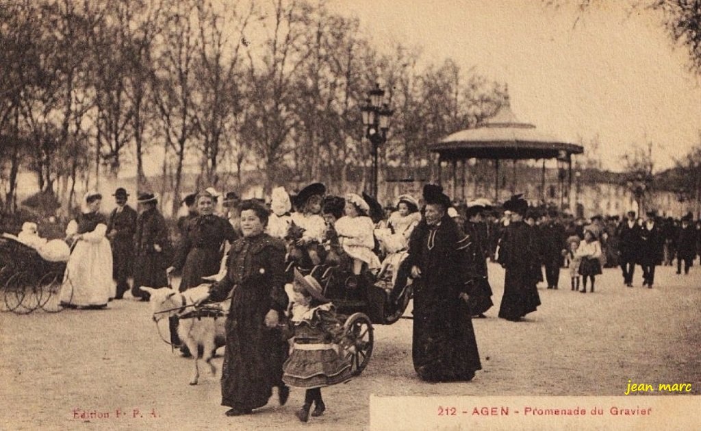 Agen - Promenade du Gravier.jpg