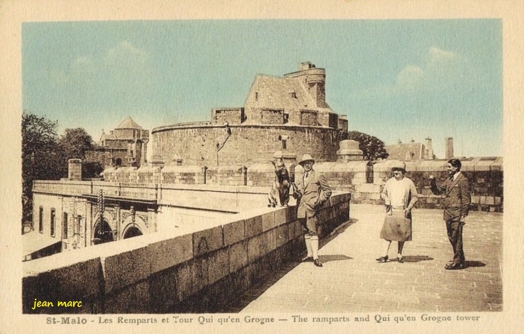 Saint-Malo - Les Remparts et Tour qui qu'en Grogne.jpg