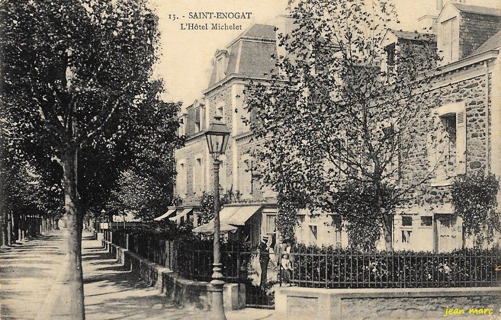 Saint-Enogat - L'Hôtel Michelet.jpg