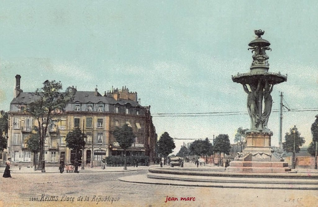 Reims - Place de la République.jpg