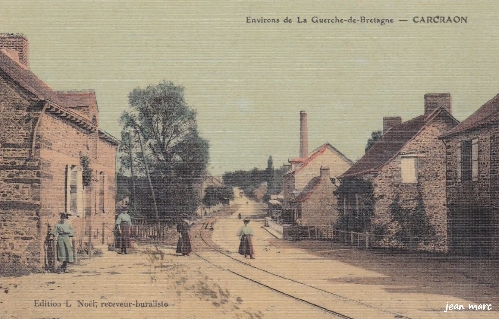 Carcraon - Route de la Guerche.jpg