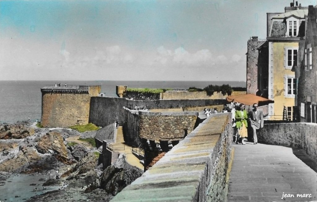 Saint-Malo - Les Remparts.jpg