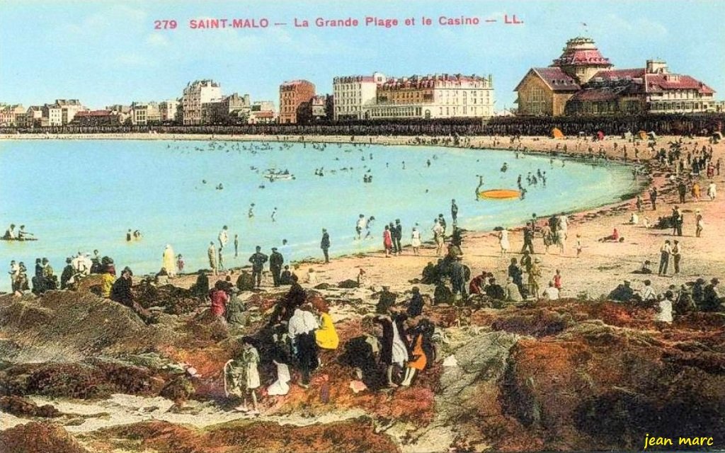 Saint-Malo - La Grande Plage et le Casino.jpg