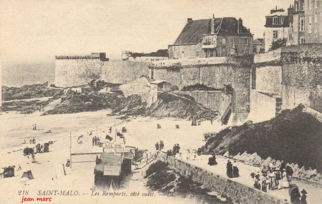 Saint-Malo - Les Remparts côté ouest 218 variante.jpg