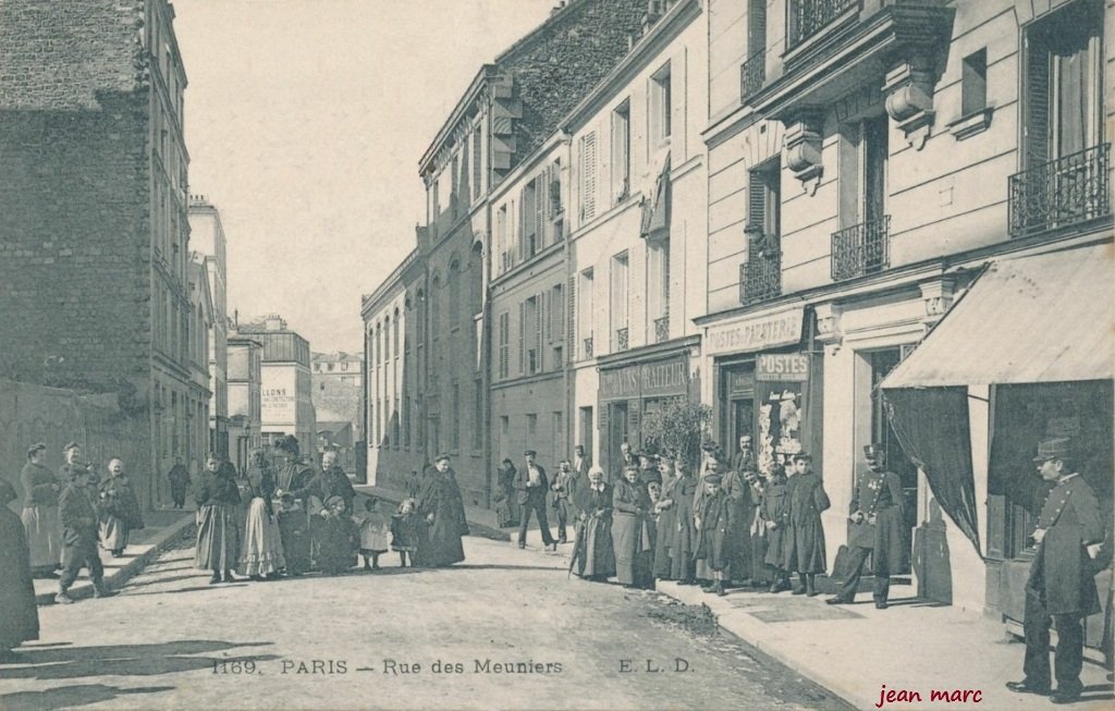 Paris XIIe - Rue des Meuniers.jpg