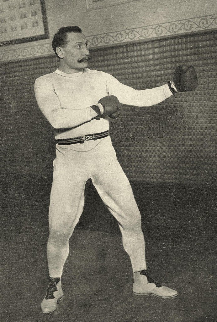 Boxe Charlemont CP.jpg