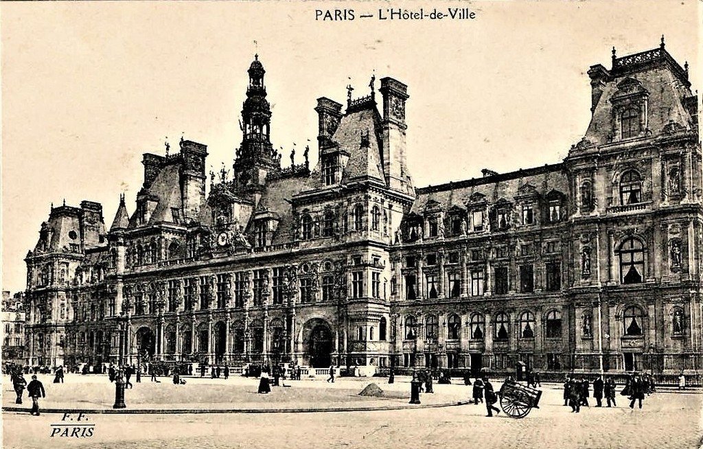 Paris Hôtel de Ville 1.jpg