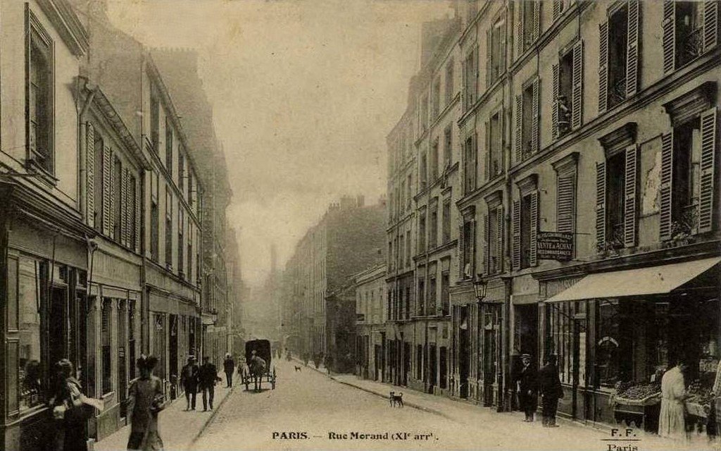 Paris Rue Morand.jpg
