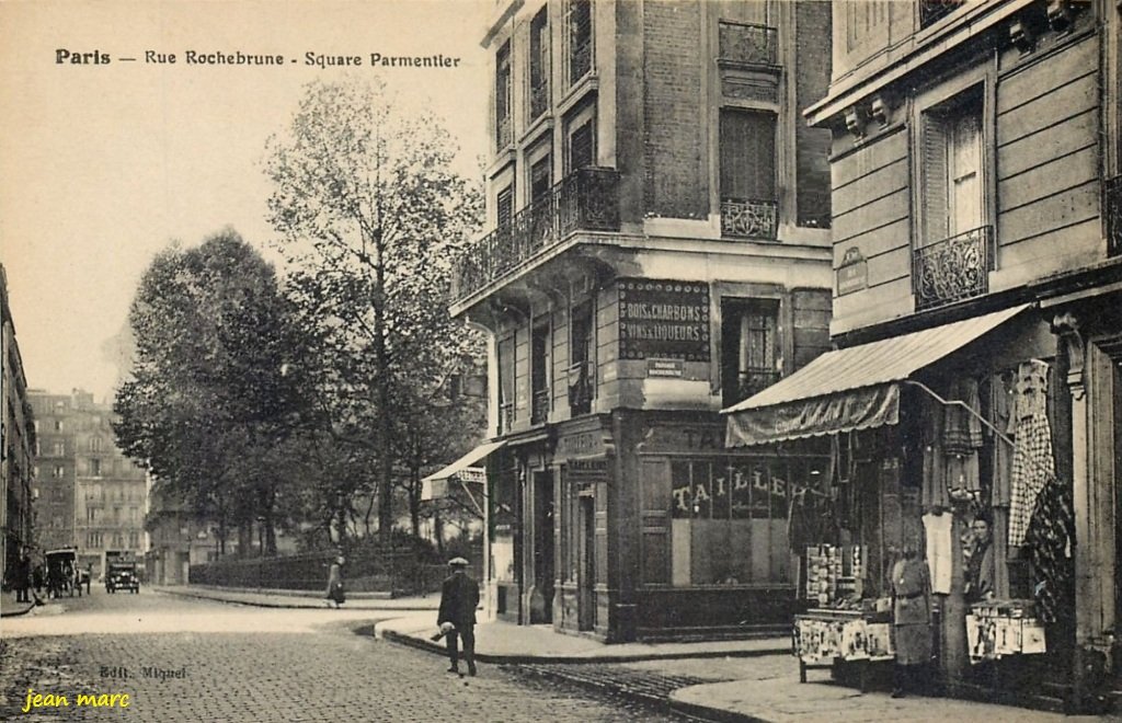 Paris XIe - Rue Rochebrune - Square Parmentier.jpg