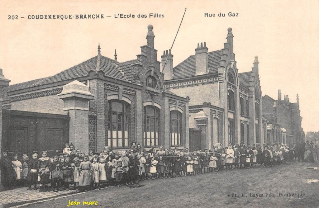 Coudekerque-Branche - L'École des Filles - Rue du Gaz.jpg