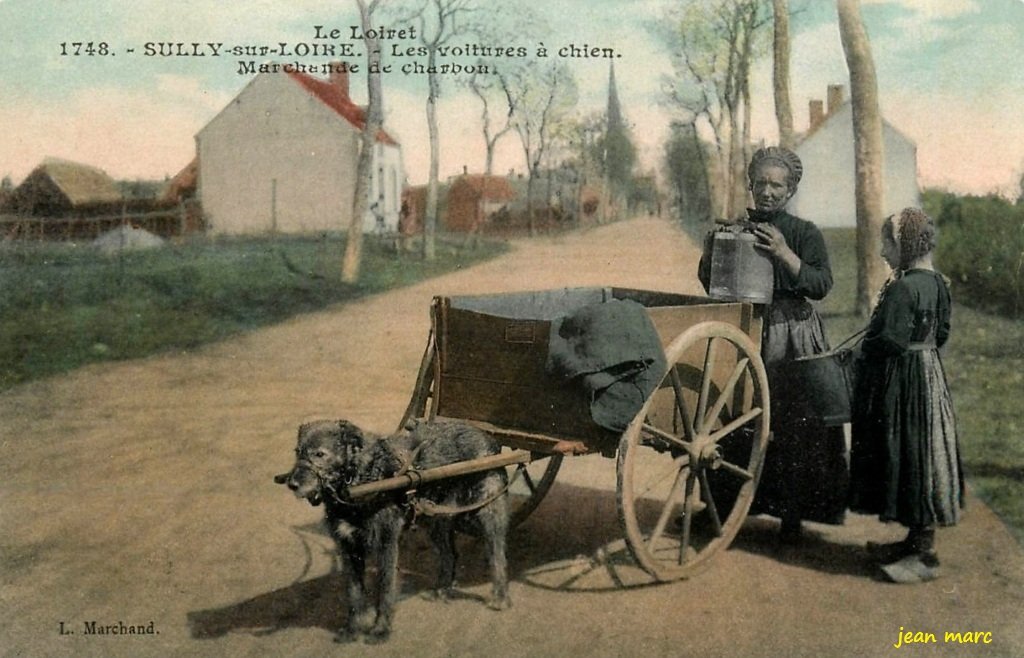 Sully-sur-Loire - Les voitures à chien - Marchande de charbon.jpg
