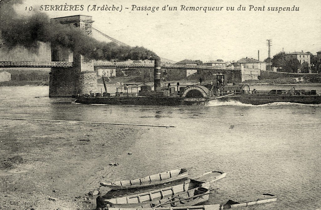 Barques Serrières 07.jpg