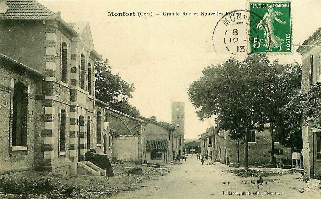 Montfort 32.jpg