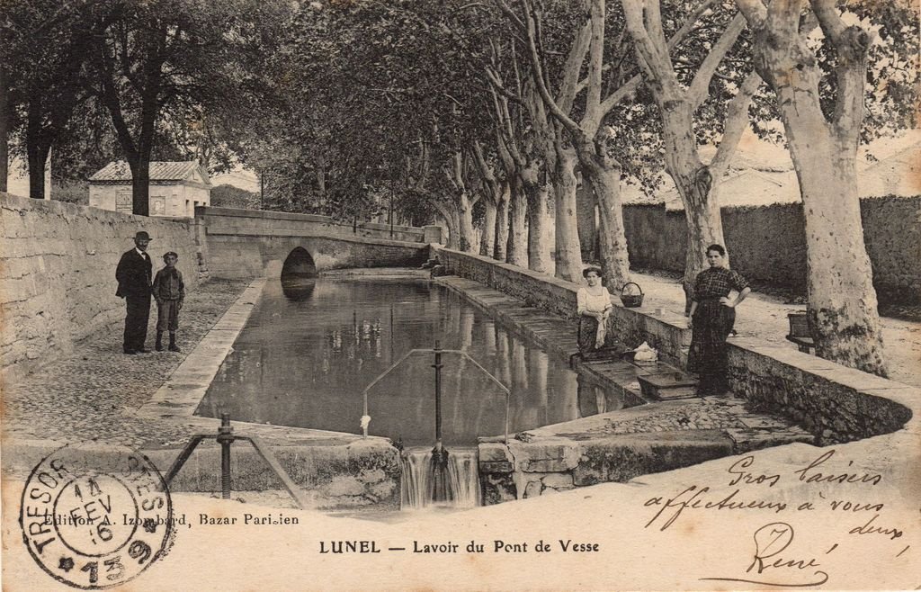 34 - LUNEL - Lavoir du Pont de Vesse - Edit Yzombard, Bazar Parisien - 02-11-25.jpg