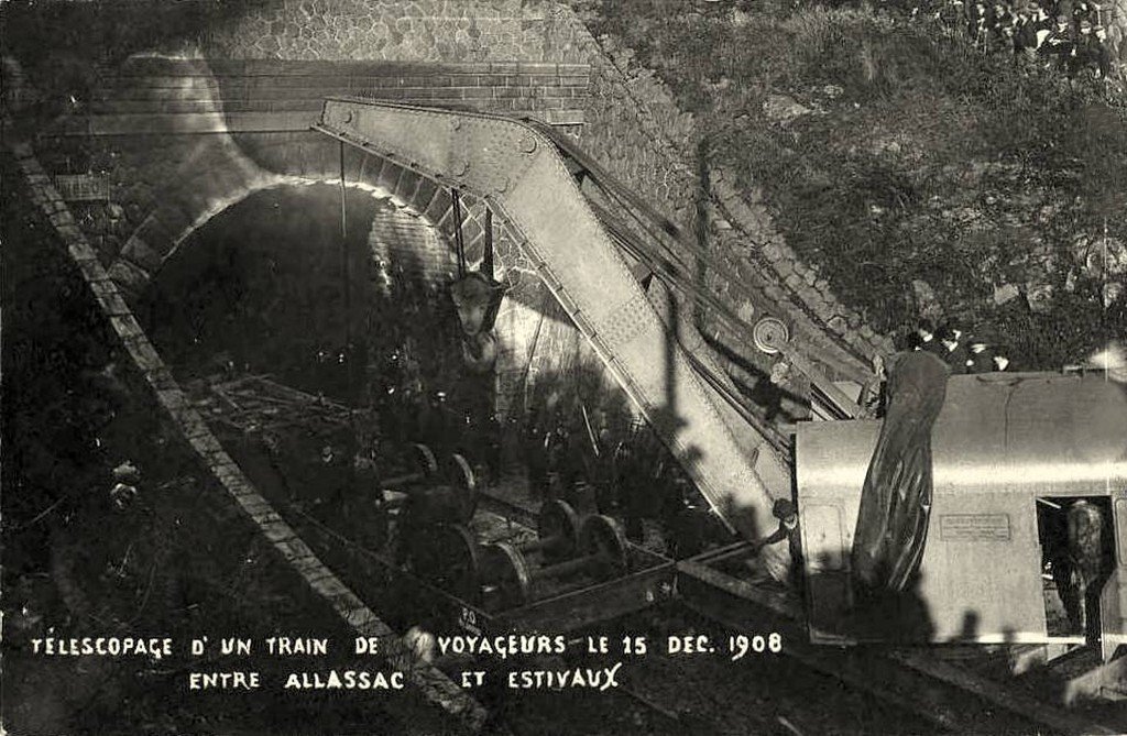 Voutezac - Tunnel de Pouch 15-12-1908 (6).jpg