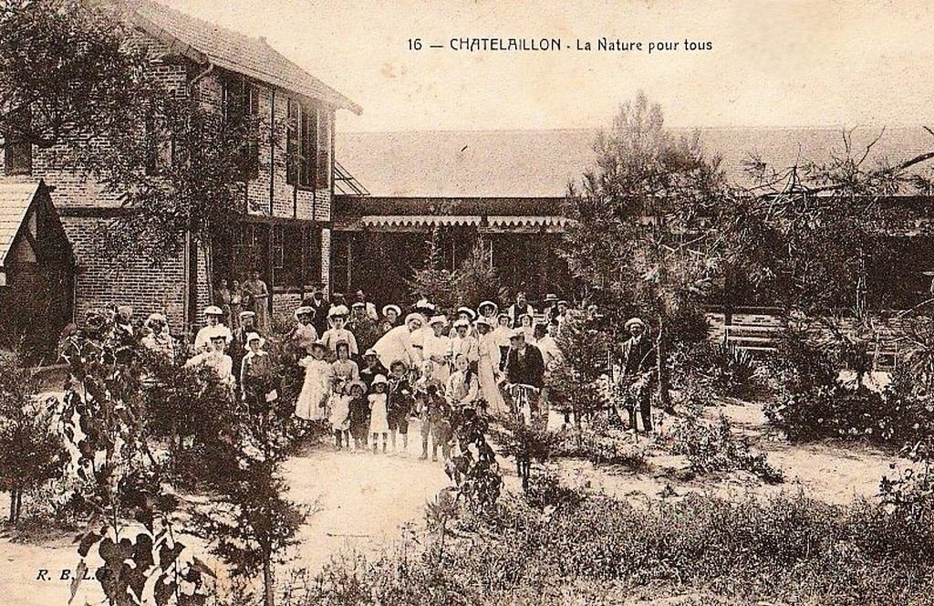 Châtelaillon 16 RB 917.jpg