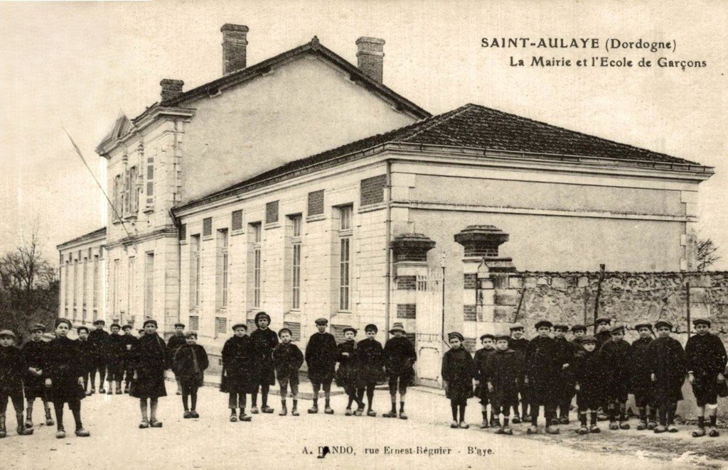 Ecole Saint-Aulaye 24.jpg