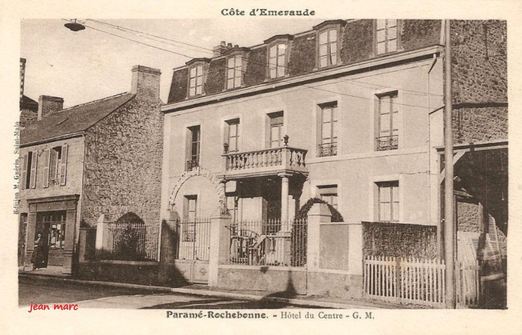 Paramé-Rochebonne - Hôtel du Centre.jpg