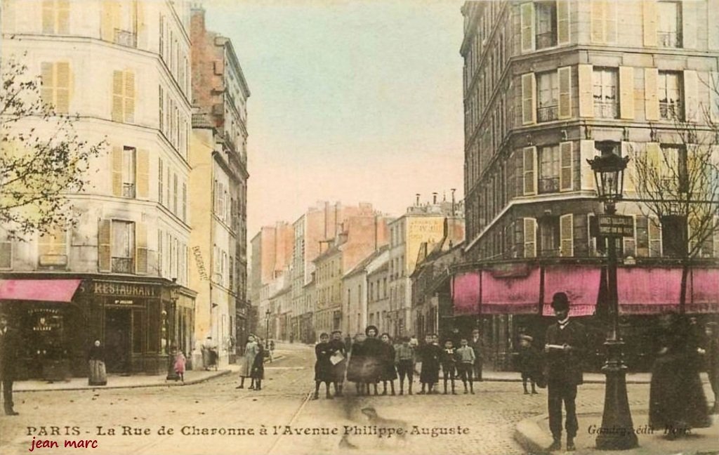Paris XIe - La Rue de Charonne à l'Avenue Philippe Auguste.jpg