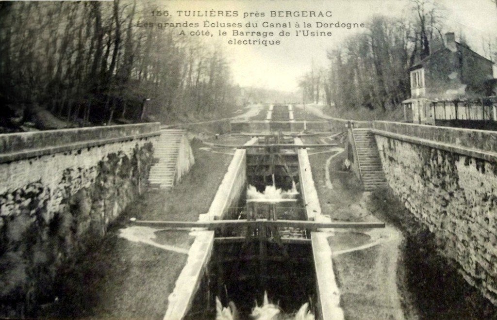 Mouleydier Tuilières 156.jpg