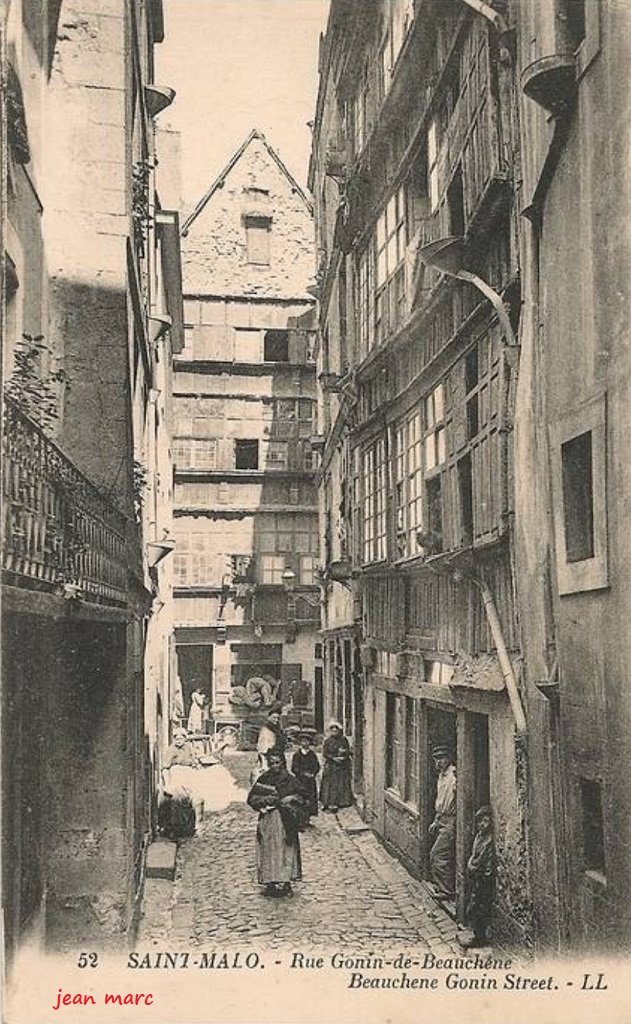 Saint-Malo - Rue Gonin de Beauchêne.jpg