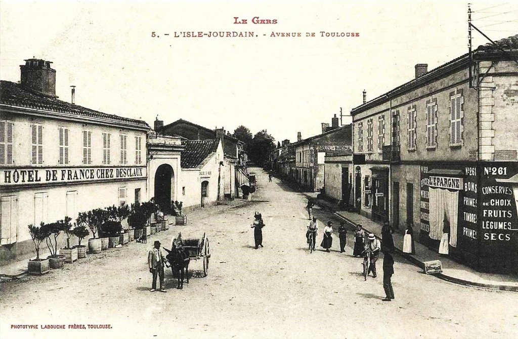 L'Isle-Jourdain 32.jpg