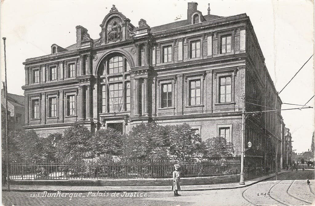 Dunkerque LVC 2815.jpg