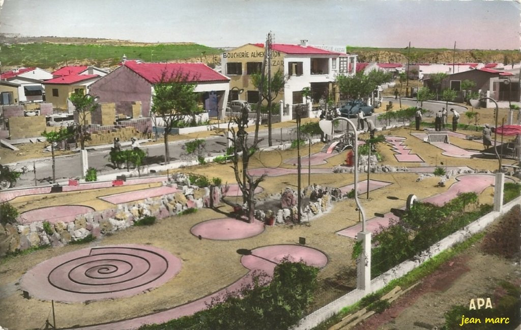 Narbonne-Plage - Le Golf miniature.jpg