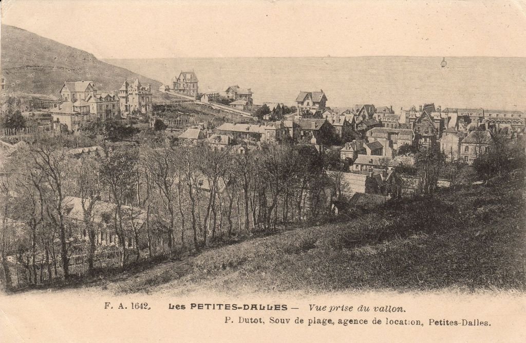76  - LES PETITES DALLES - F.A. 1642 - Vue prise du vallon. - P. Dutot Souv. de plage;; - 14-11-25.jpg